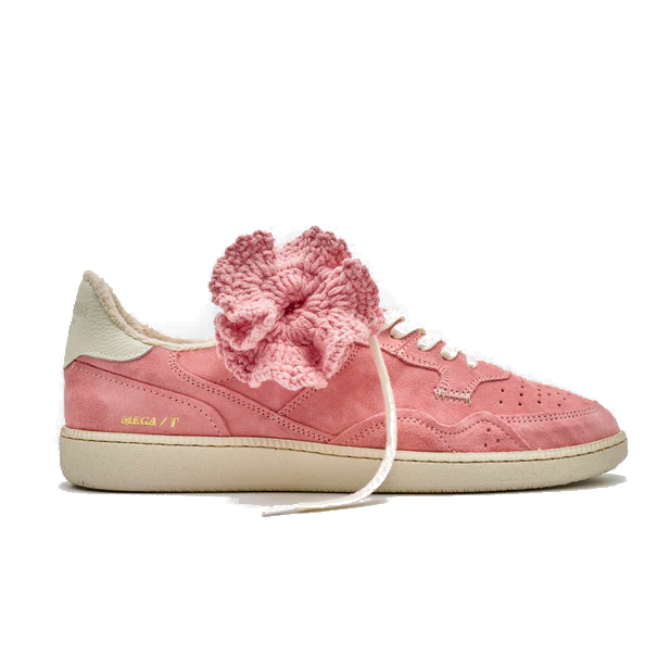 Hidnander -  Mega T Sneaker mit Häkelblume rosa