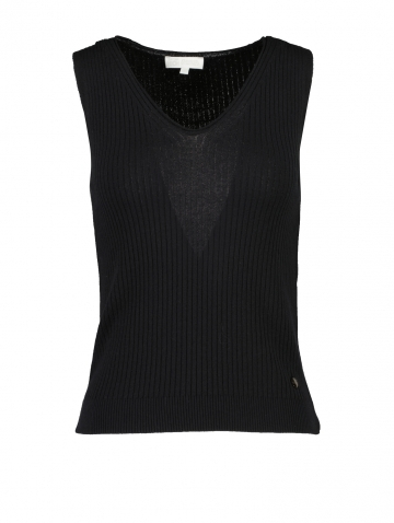 Better Rich - V-Neck Top